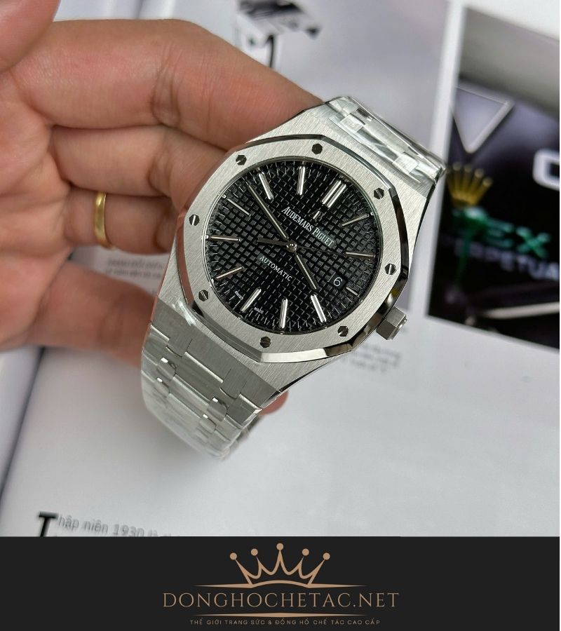 AP Royal Oak 15400 Black Dial Máy Cal3120 Mỏng Chỉ 9,8mm Rep 1:1 Supper Fake cao cấp AP Royal Oak 15400 Black Dial