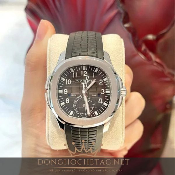 Patek Philippe Aquanaut 5164A