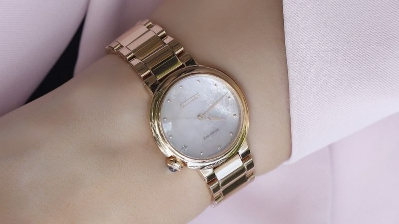 Đồng hồ Citizen nữ mã EM0919-85Y thuộc bộ sưu tập Citizen L