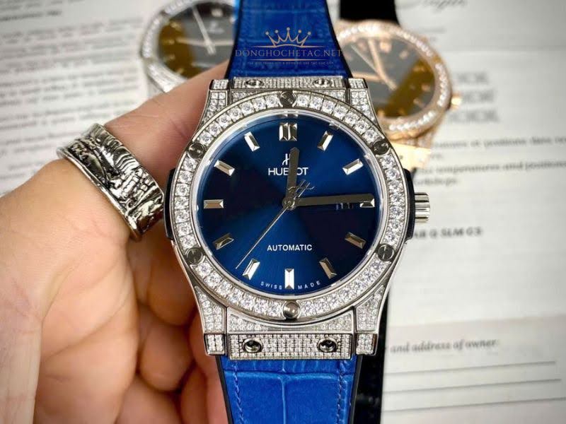 Đồng hồ Hublot Nhật Bản